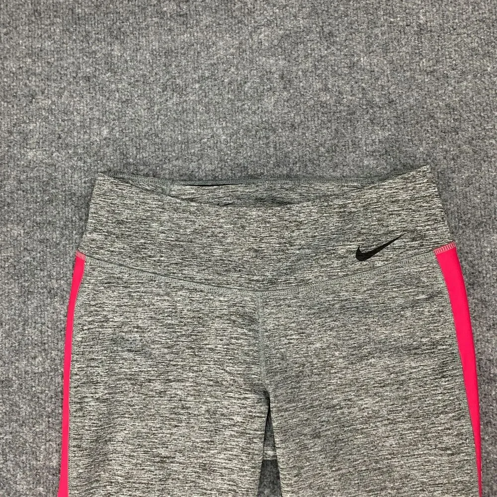 Nike Capri Legging Womens M Medium Stretch Crop Power Tight Fit DriFit Workout